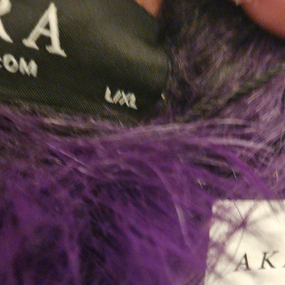 Luxurious Purple Faux Fur Coat - Picture 5 of 9